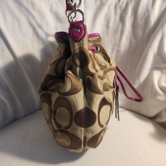 Monogram Coach Hobo - Picture 4 of 9